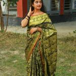 সিল্ক কাতান শাড়ি